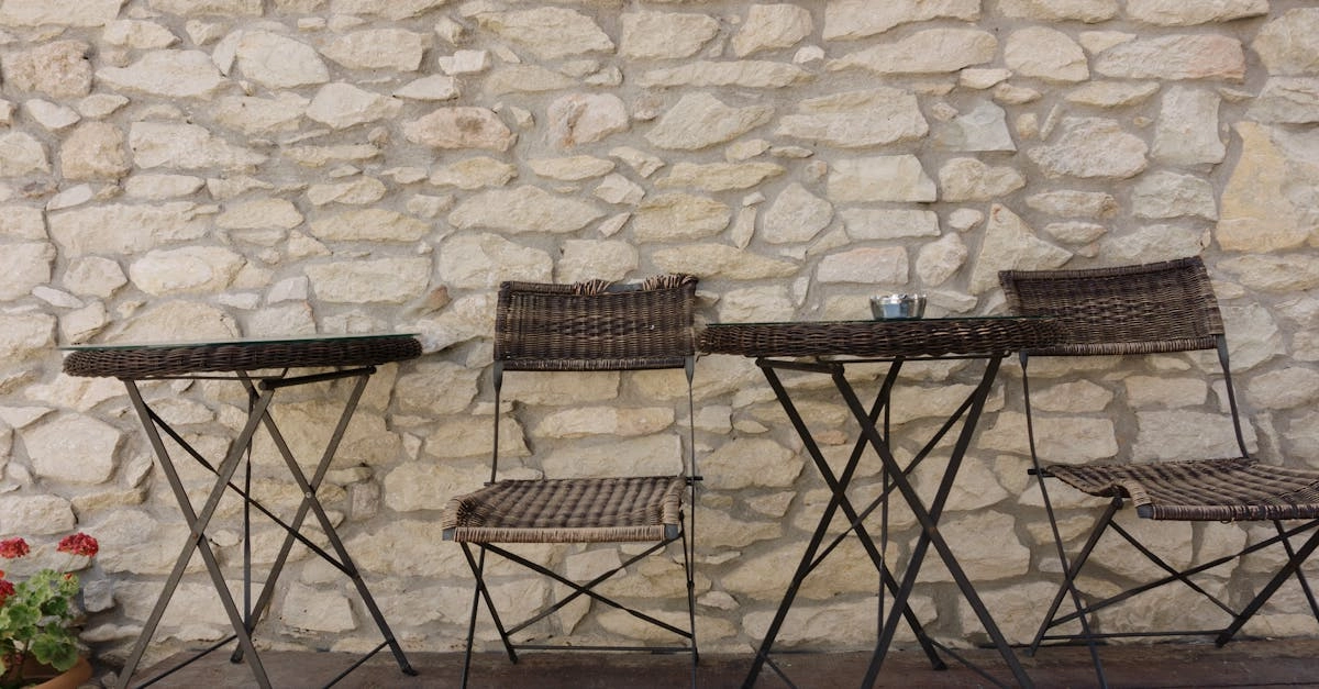 découvrez notre sélection de meubles de jardin pliants, alliant style et praticité. parfaits pour optimiser l'espace et profiter de vos moments en extérieur, nos meubles sont conçus pour un confort maximal et une facilité de rangement.