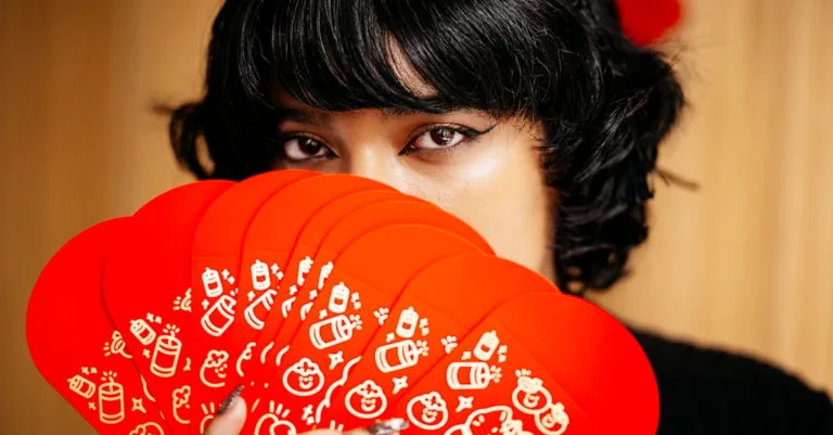 découvrez la symbolique de la fleur red lycoris, une plante chargée de mystère et de significations profondes dans différentes cultures.