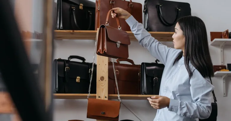 découvrez les critères essentiels pour choisir le sac idéal adapté à vos besoins et à votre style.